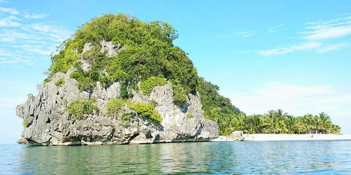 Gambar pendukung artikel Checklist Anti Ribet Sebelum Berangkat ke Pantai Keuluang